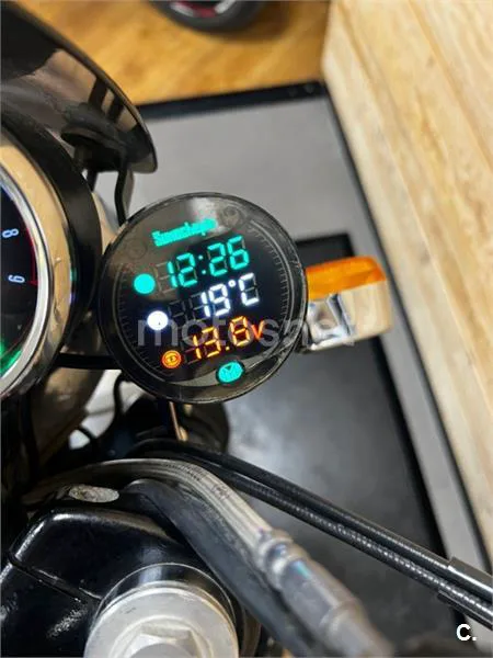 Royal Enfield Interceptor 650 – Vista 25