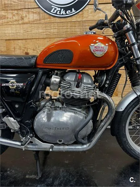 Royal Enfield Interceptor 650 – Vista 32