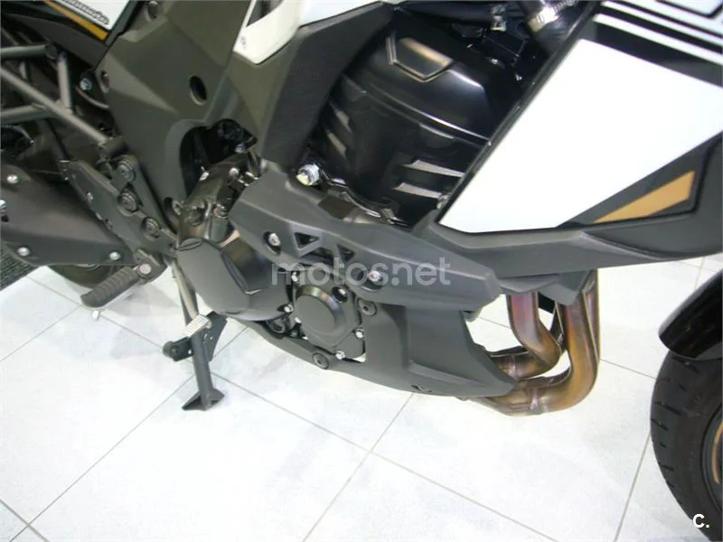 Kawasaki Versys 1100 – Vista 6