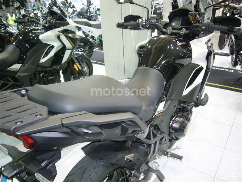 Kawasaki Versys 1100 – Vista 8