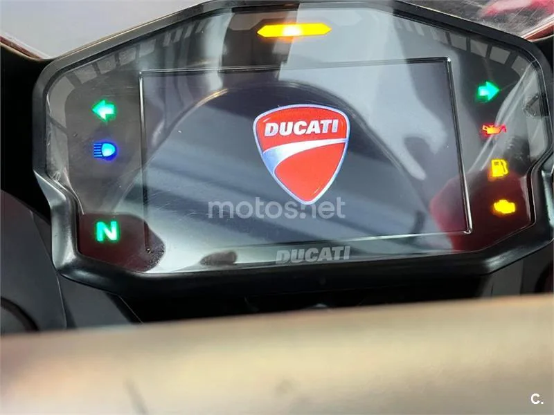 Ducati 1199 Panigale – Vista 55