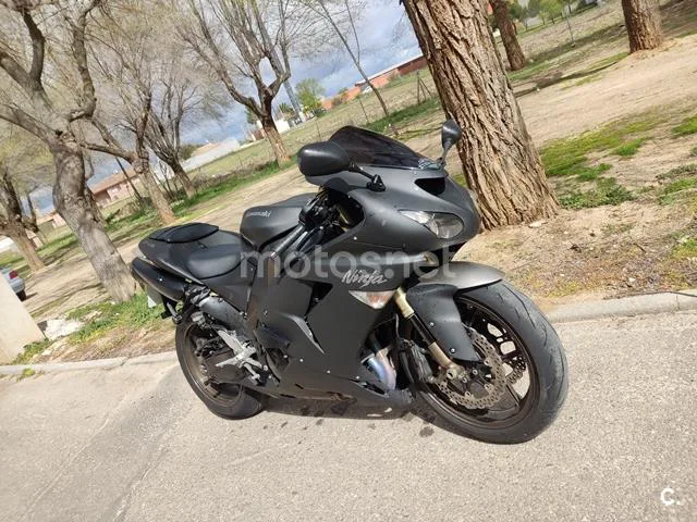 Kawasaki ZX-10R – Vista 3