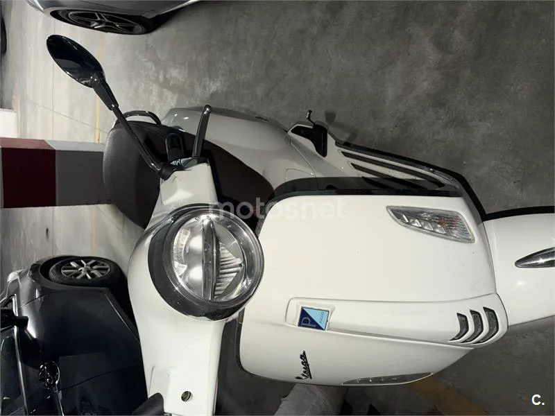Vespa Primavera – Vista 18