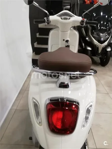 Vespa Primavera – Vista 3