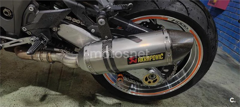 Kawasaki Z 1000 – Vista 9