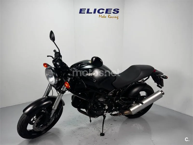 Ducati Monster 695 – Vista 11
