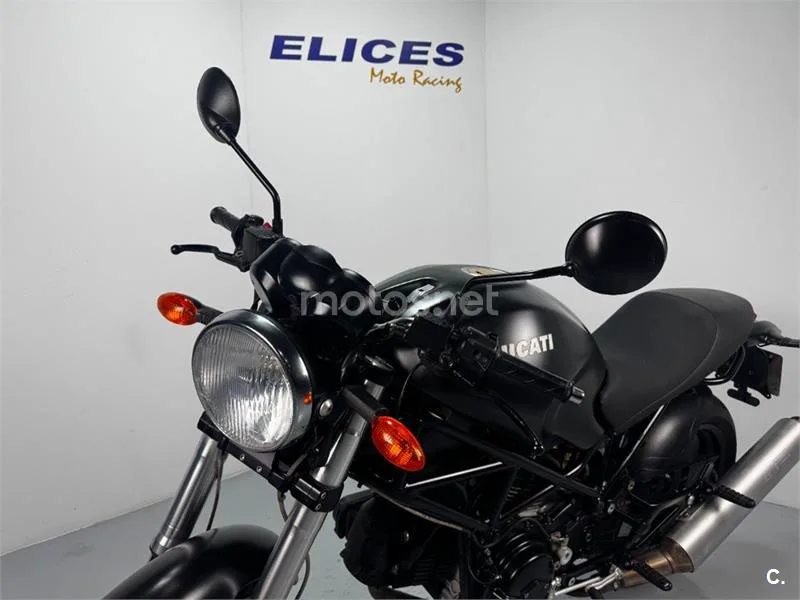 Ducati Monster 695 – Vista 13