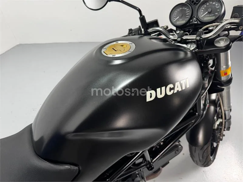 Ducati Monster 695 – Vista 8