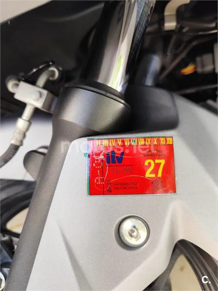 Suzuki Burgman 400 – Vista 8