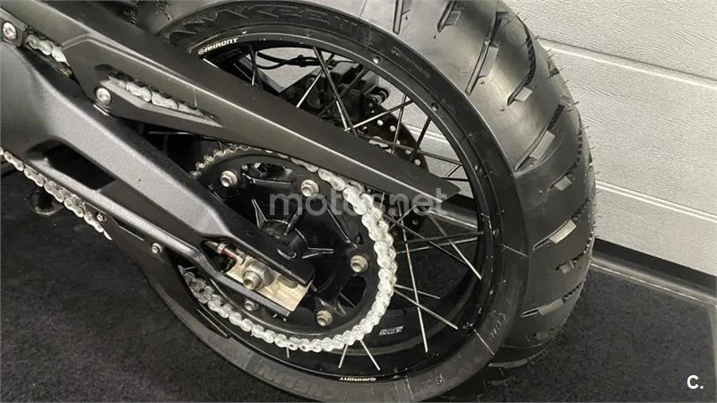 Triumph Tiger 900 – Vista 19