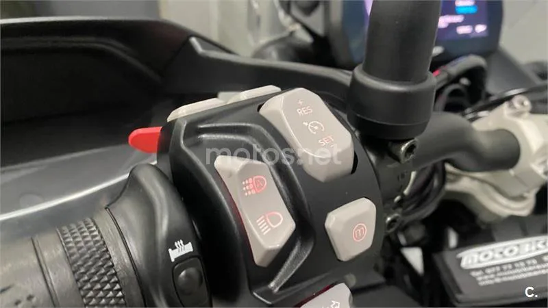 Triumph Tiger 900 – Vista 21