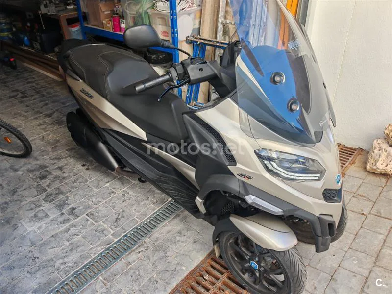 Piaggio MP3 400 – Vista 4