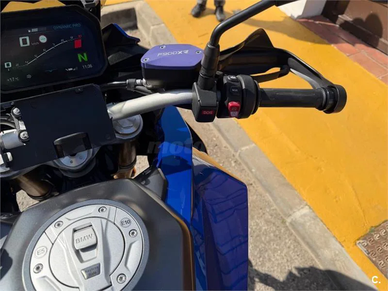 BMW F 900 XR – Vista 7