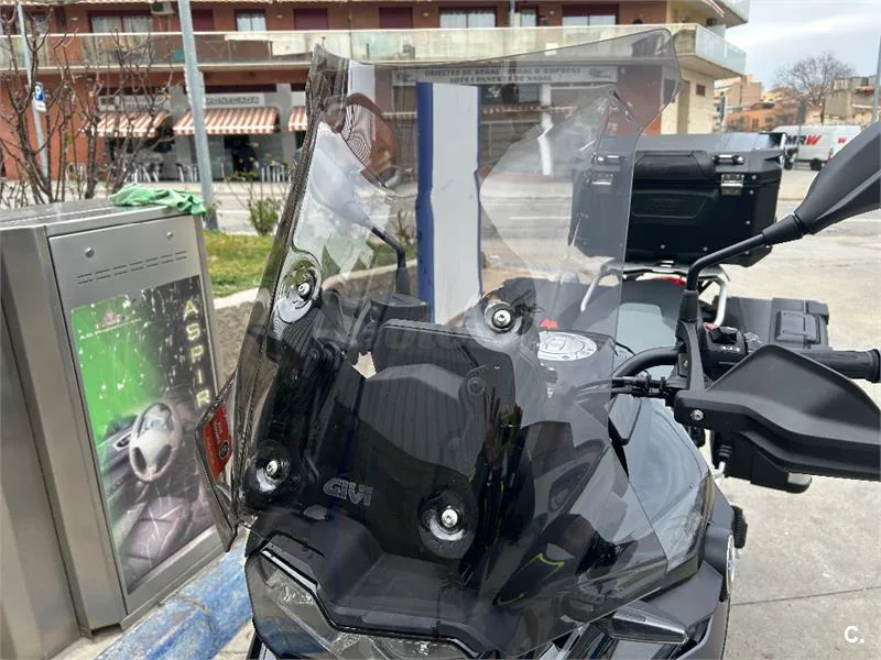 BMW F 750 – Vista 9