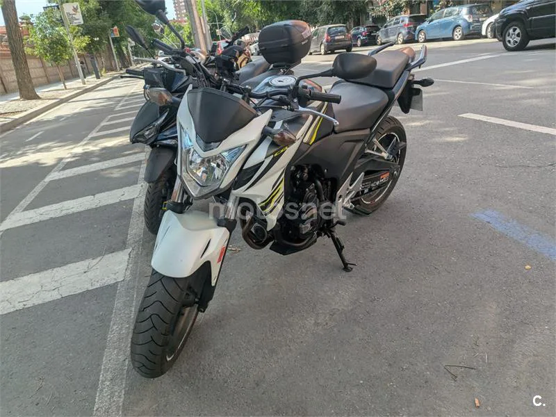 Honda CB 500 F – Vista 4