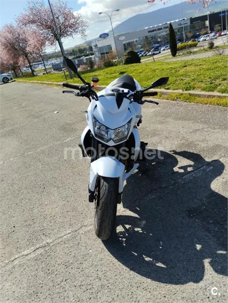 Kawasaki Z 750 – Vista 5