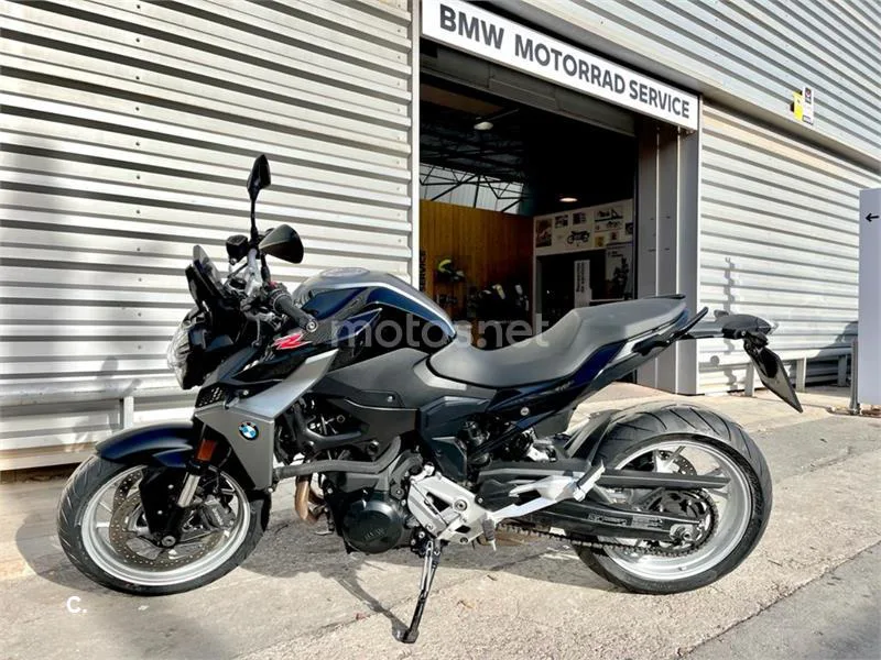 BMW F 900 R – Vista 4