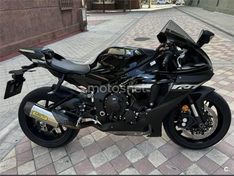 Yamaha R1 – Vista 3