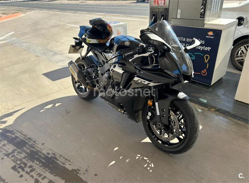 Yamaha R1 – Vista 4