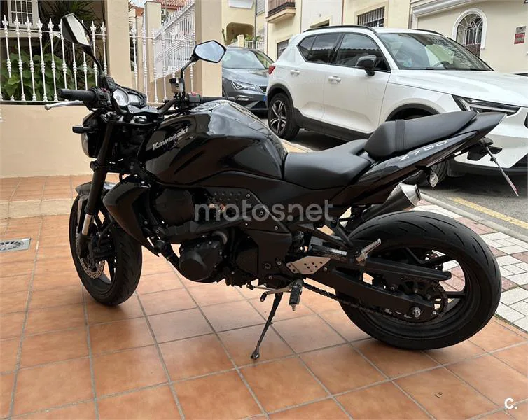 Kawasaki Z 750 – Vista 4