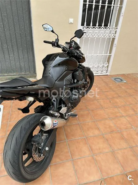 Kawasaki Z 750 – Vista 6