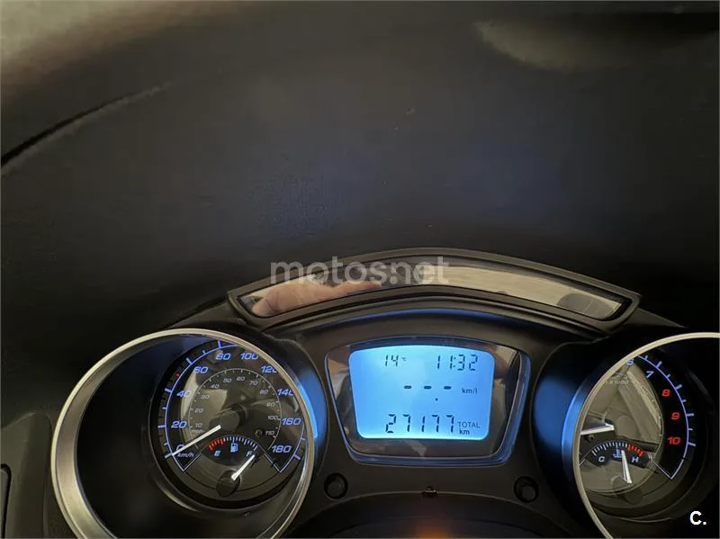 Piaggio MP3 – Vista 6