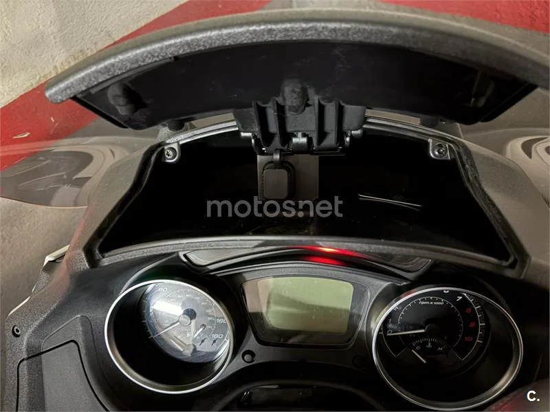 Piaggio MP3 – Vista 10