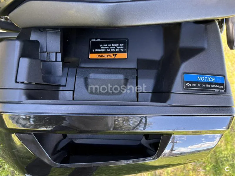 Kawasaki Versys – Vista 16