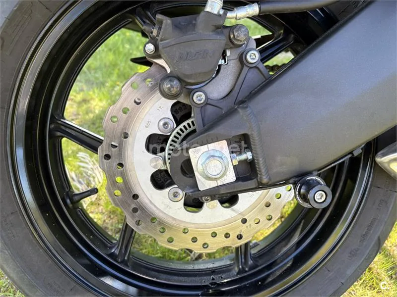 Kawasaki Versys – Vista 19