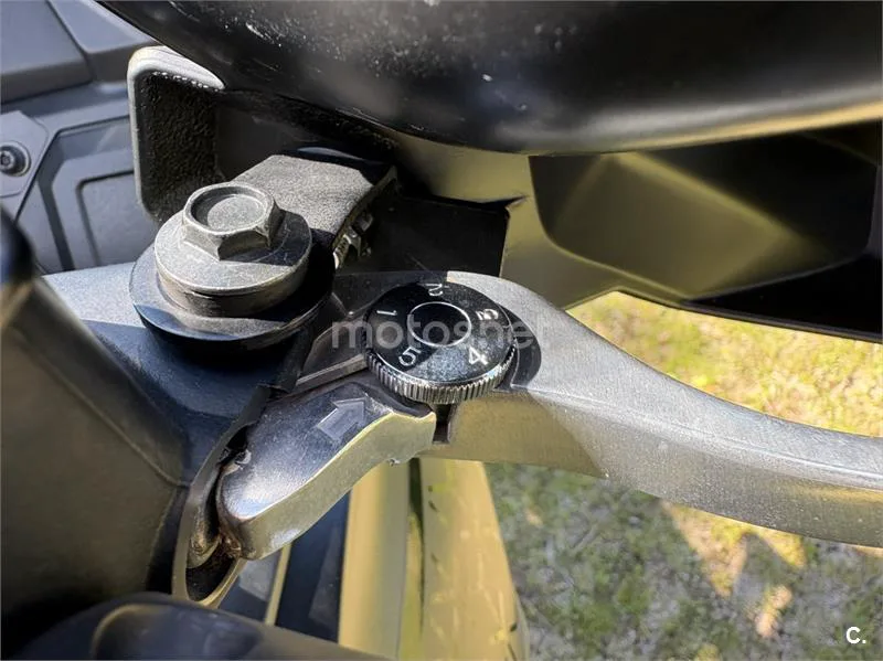 Kawasaki Versys – Vista 25