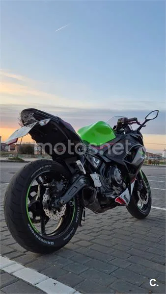 Kawasaki Ninja 650 – Vista 2