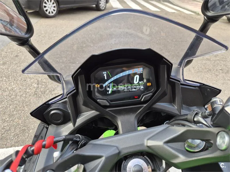 Kawasaki Ninja 650 – Vista 5