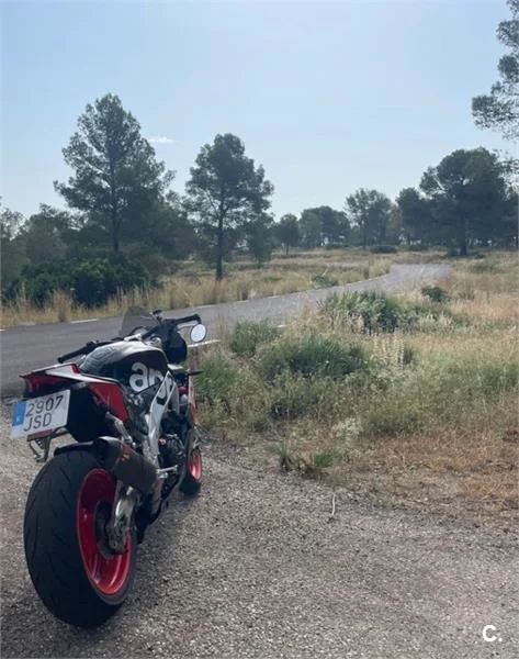 Aprilia Tuono V4 1100 – Vista 6