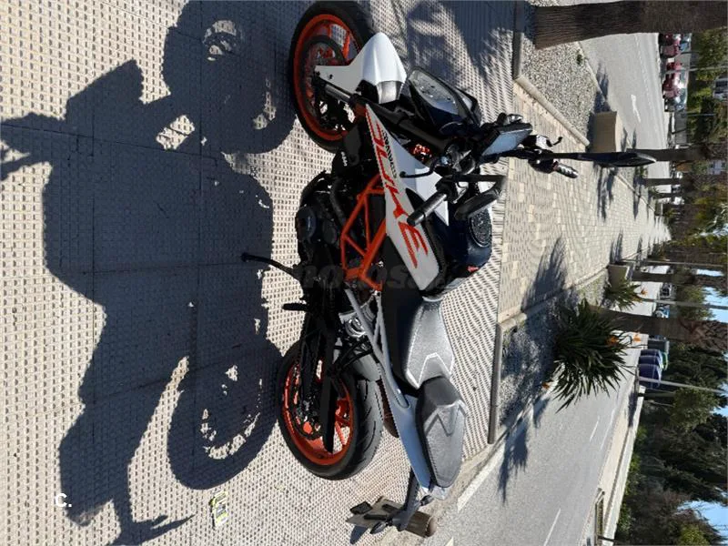 KTM 390 – Vista 2