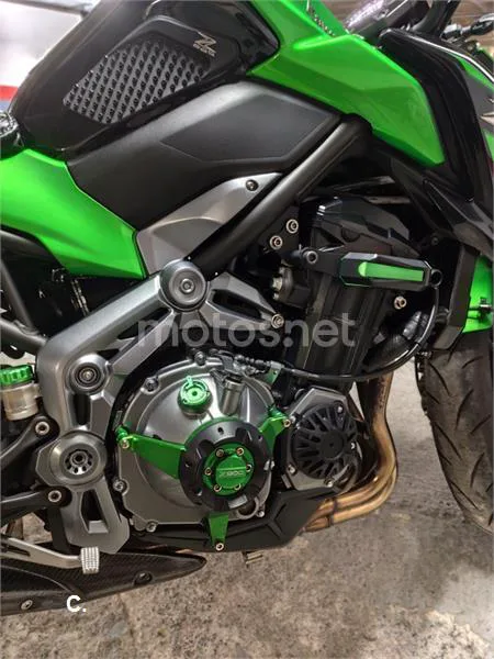 Kawasaki Z 900 – Vista 8