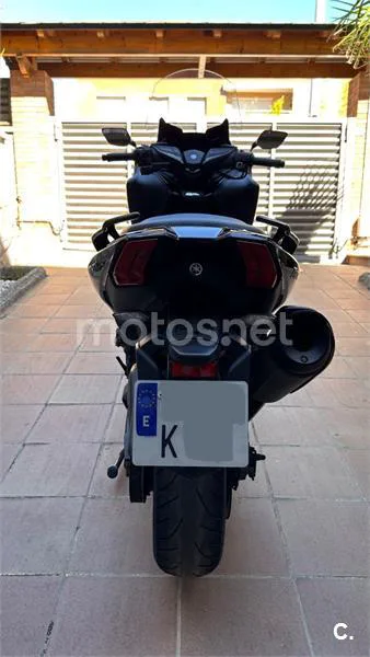 Yamaha TMAX 530 – Vista 4