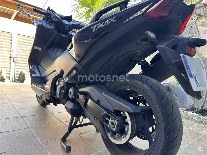 Yamaha TMAX 530 – Vista 9