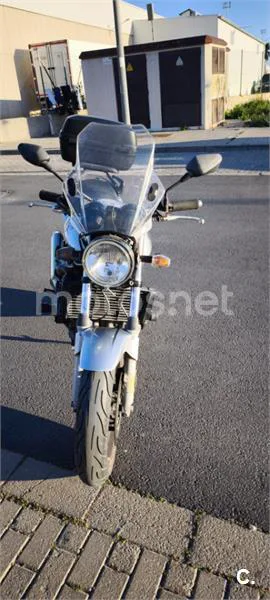 Honda CBF 600N – Vista 4