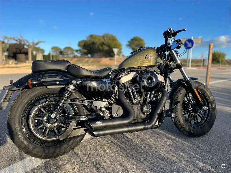 Harley-Davidson Sportster Forty-Eight – Vista 4