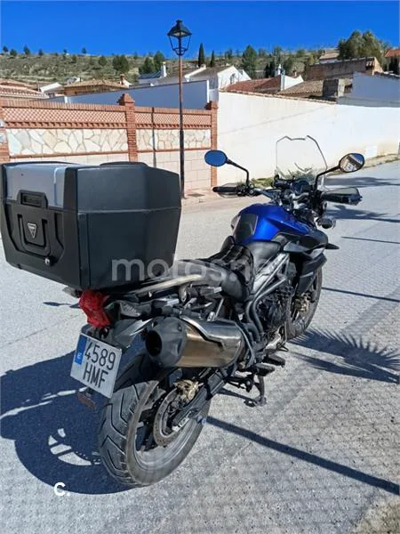 Triumph Tiger 800 – Vista 11