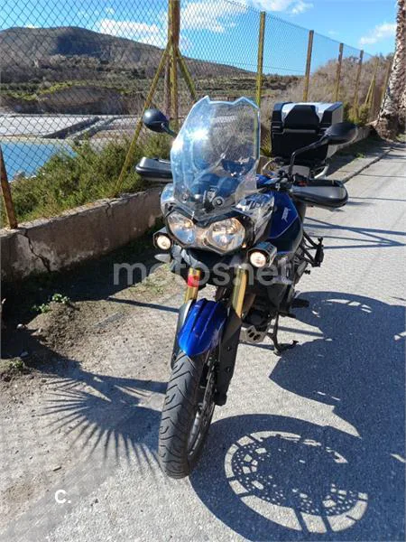 Triumph Tiger 800 – Vista 7