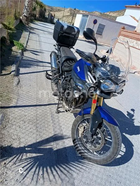 Triumph Tiger 800 – Vista 8