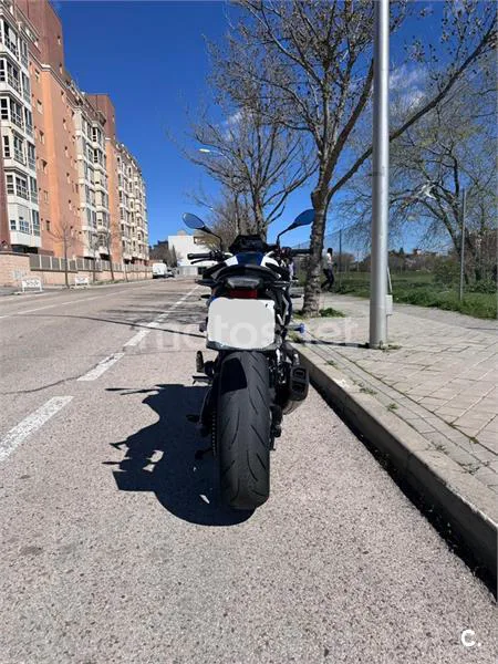 BMW F 900 R – Vista 6