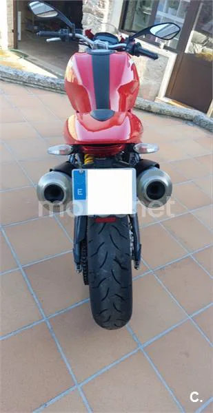 Ducati Monster 696 – Vista 4
