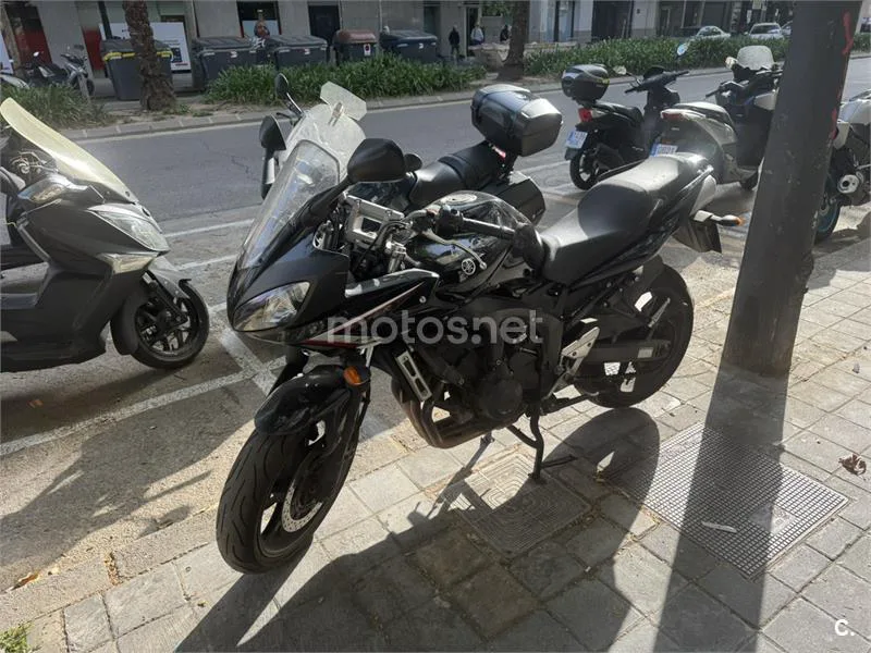 Yamaha FZ6 S S2 – Vista 4