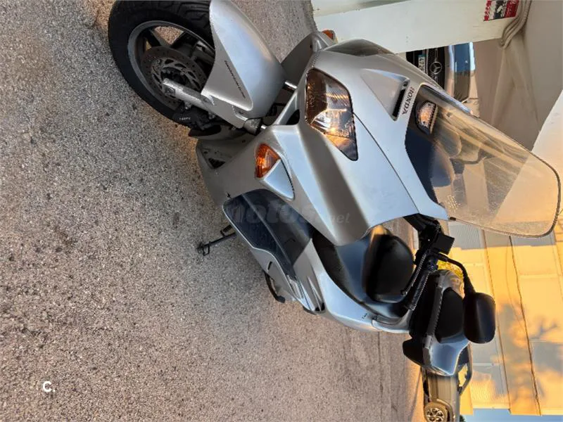 Honda NSS Jazz 250 – Vista 2
