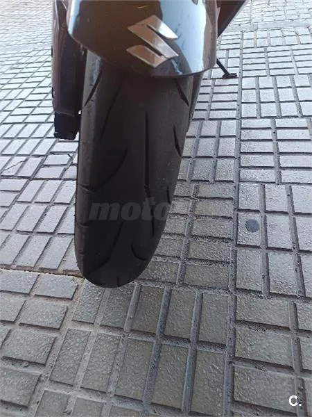 Suzuki GSX R600 – Vista 5