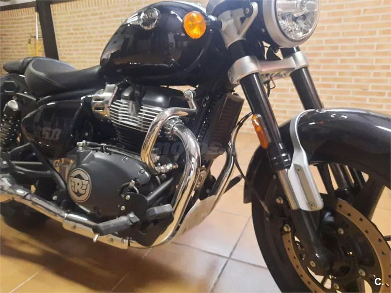 Royal Enfield Super Meteor 650 – Vista 10
