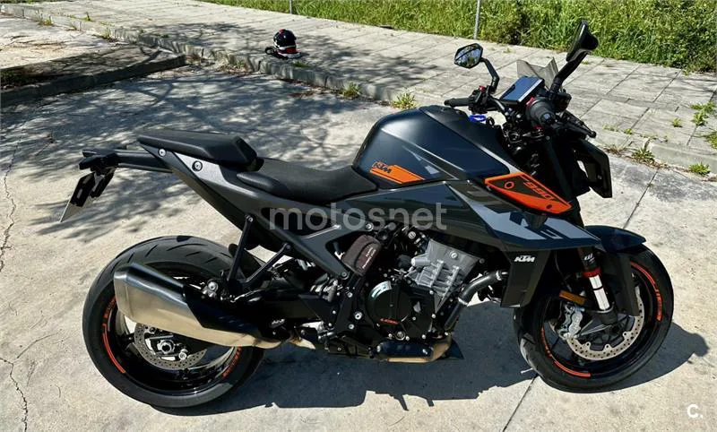 KTM 990 – Vista 5