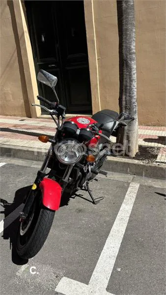 Honda VTR 250 – Vista 3